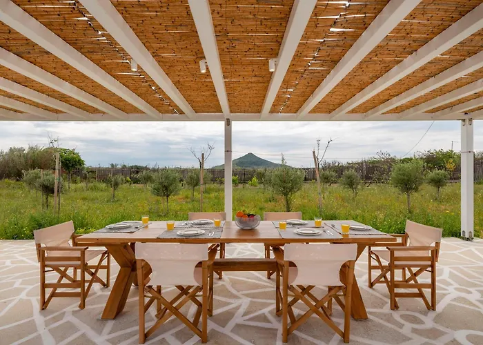 Дом отдыха Amouage Glifades