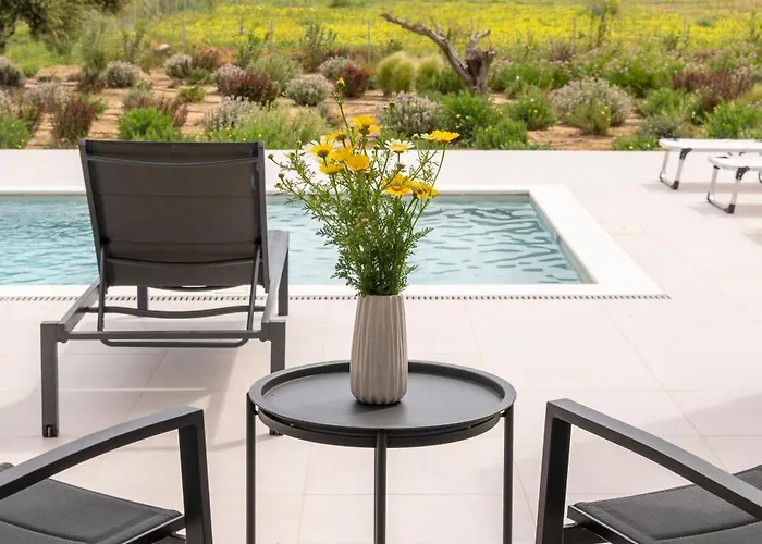 بيت للعطل Amouage